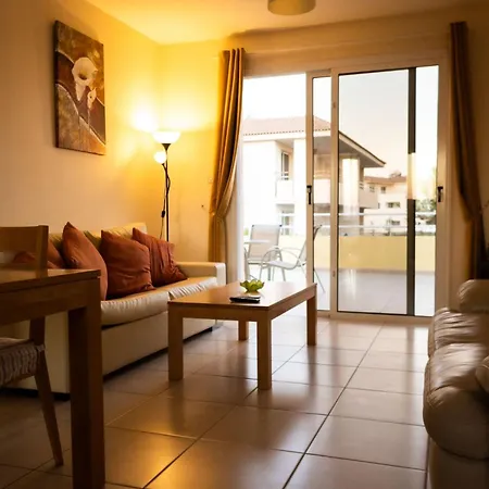 Nissi Elena -sunshine * Agia Napa