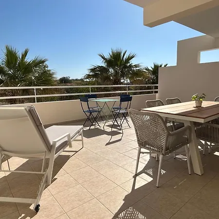 Nissi Elena -sunshine Ajia Napa