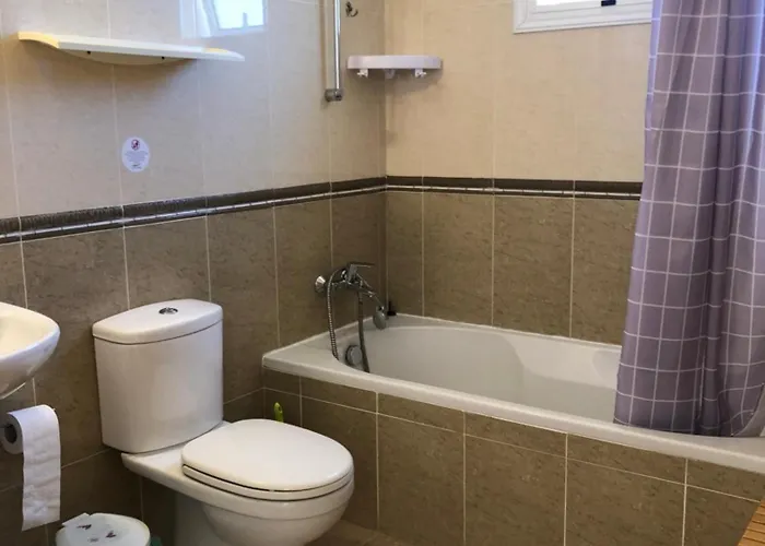 Nissi Elena -sunshine Apartmán *