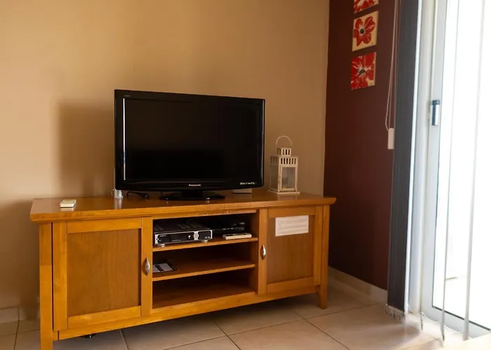 Nissi Elena -sunshine * Aya Napa